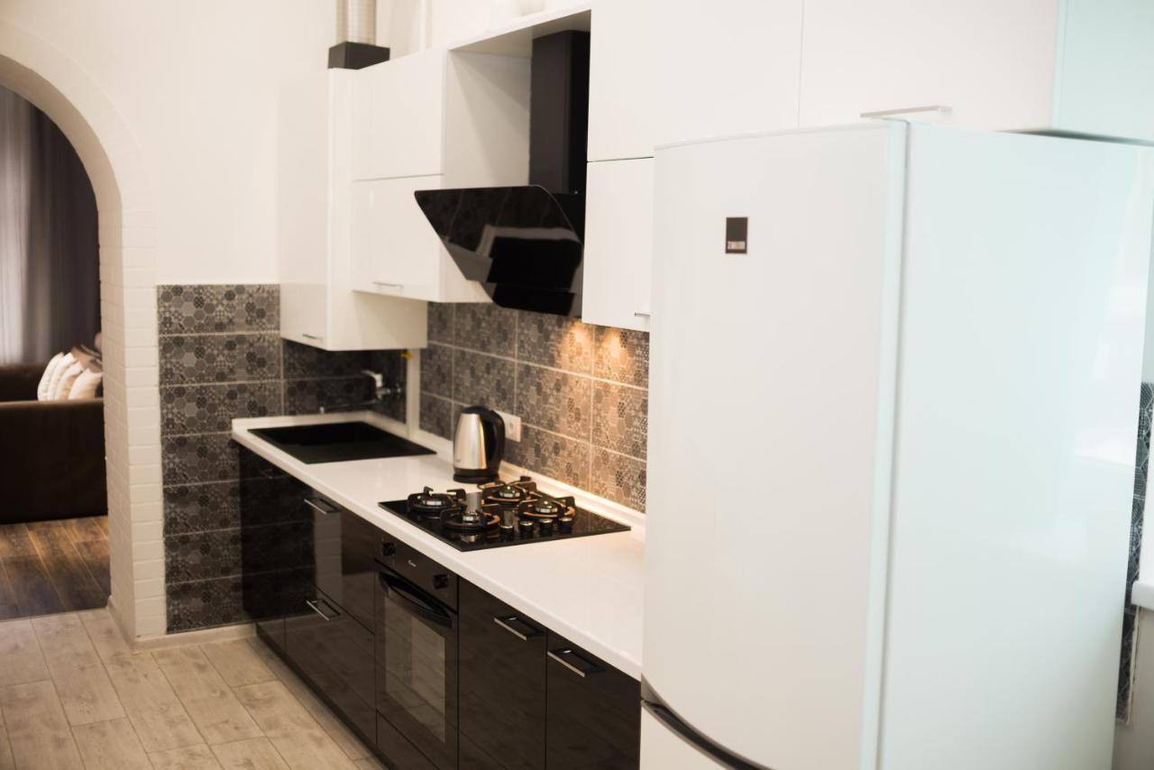 Modern apartment Lviv Buitenkant foto
